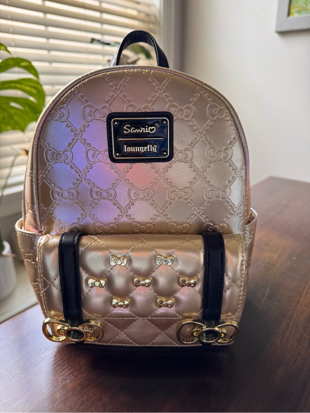 Loungefly Metallic Rose Gold Hello Kitty Mini Backpack - Picture 1 of 6